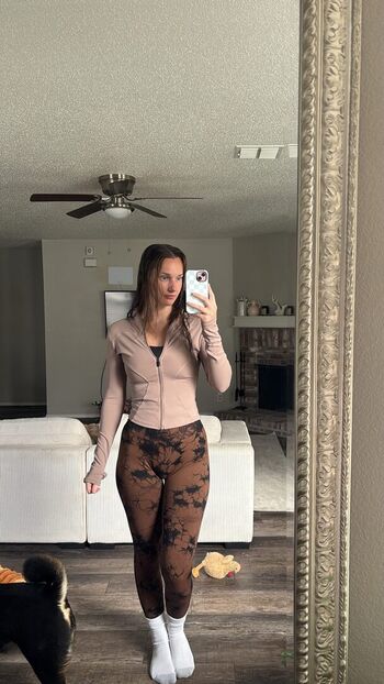 Nicole kopchak image