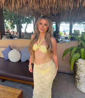 Nicole philipsz image