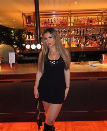 Nicole philipsz image