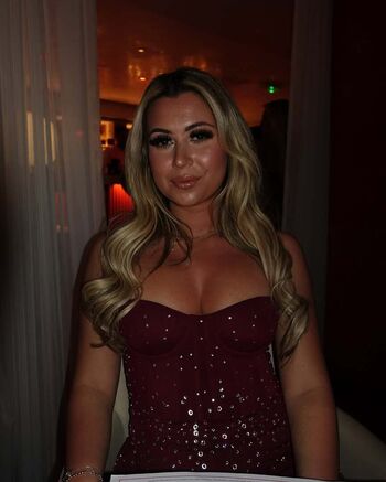 Nicole philipsz image