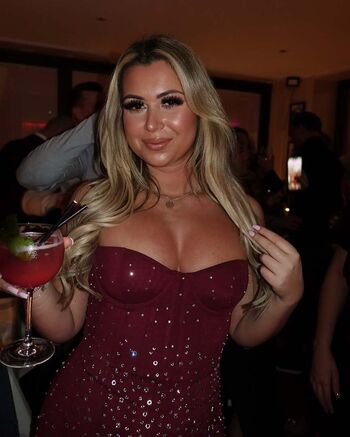 Nicole philipsz image