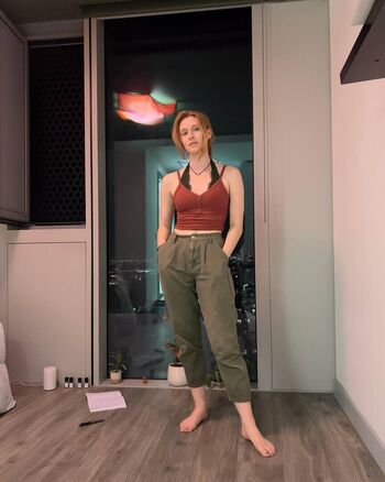 Nicole tompkins image