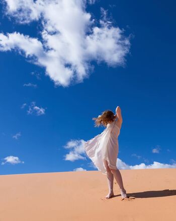 Nicole tompkins image