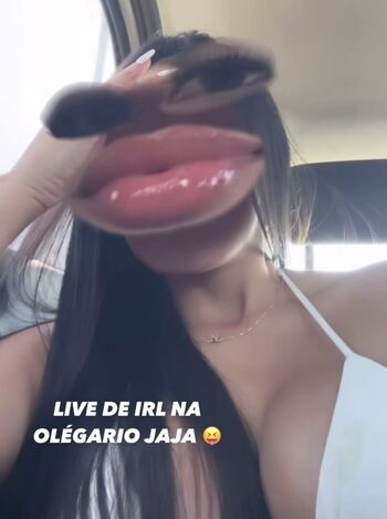 Nicolle rodrigues image