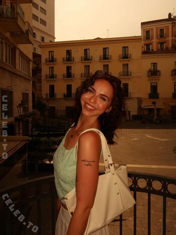 Nika sofie image