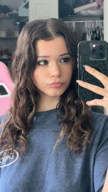 Nikki woods 1 page 2 image