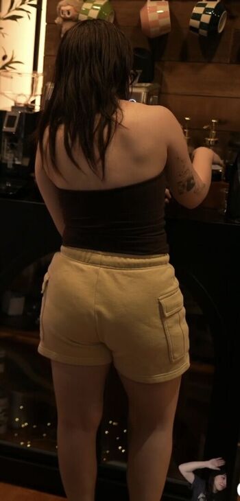 Nikkijustine image