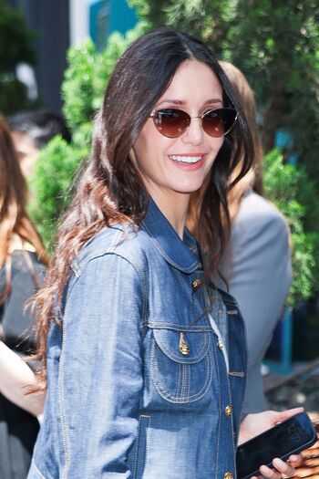 Nina dobrev image