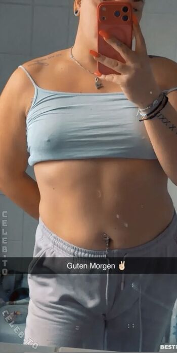 Nini girl 2704 image