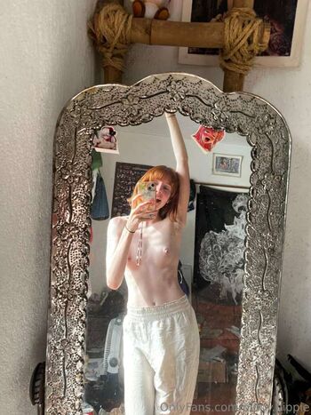 Nippyhippie69 image