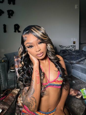 Niyah denae image