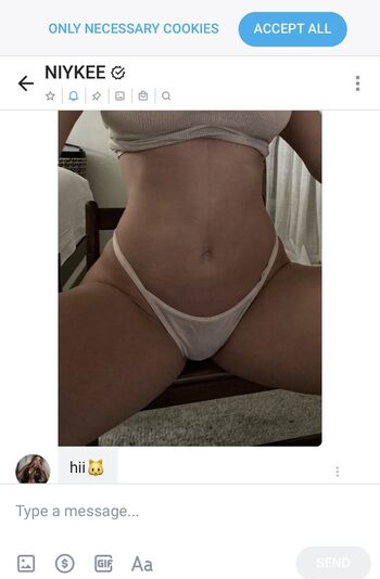 Niykee heaton 1 image