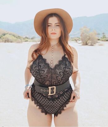 Noelle downing image