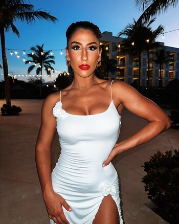 Noelle giorgi page 2 image