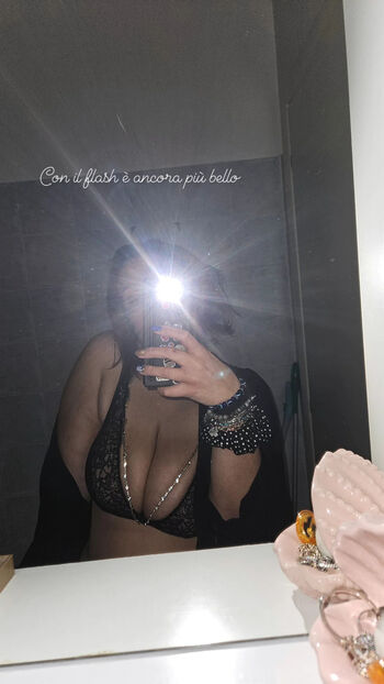 Noemi image