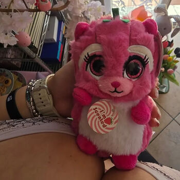 Noemi image