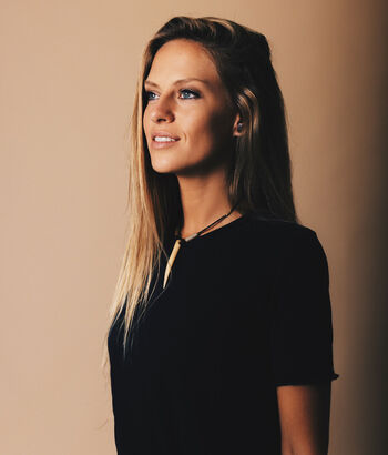 Nora en pure image