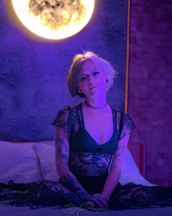 Noteasybeinwheezy 1 page 2 image