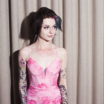 Noteasybeinwheezy 1 page 2 image