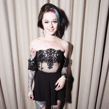 Noteasybeinwheezy 1 page 2 image