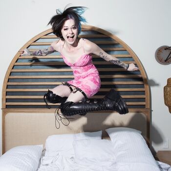 Noteasybeinwheezy 1 page 2 image