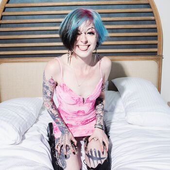 Noteasybeinwheezy 1 page 2 image