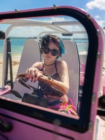 Noteasybeinwheezy 1 image