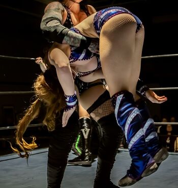 Notorious mimi page 5 image