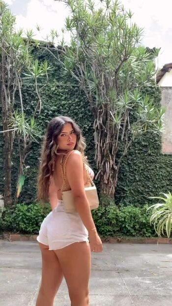 Novinhas rabudas 1 image