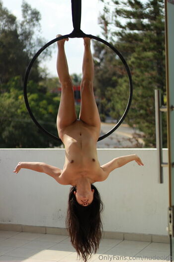 Nudeolga image