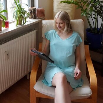 Official laadiee page 2 image