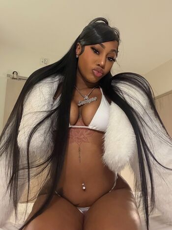 Officialladiiscorpio 1 image