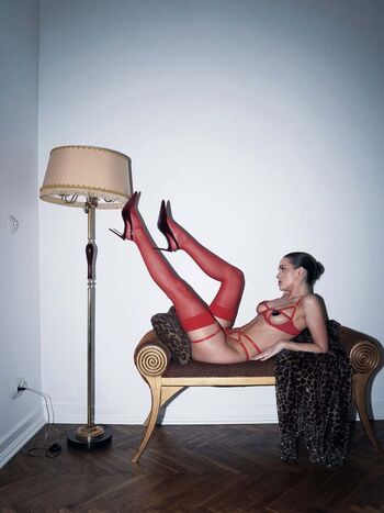 Oksana dehtyaruk image