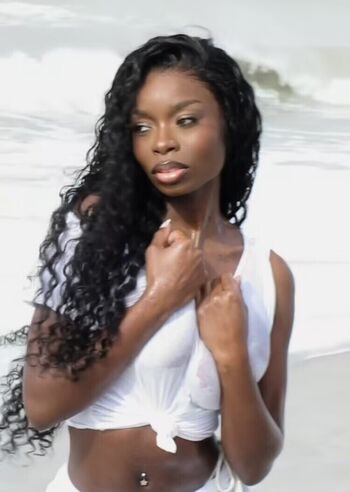 Olandria carthen image