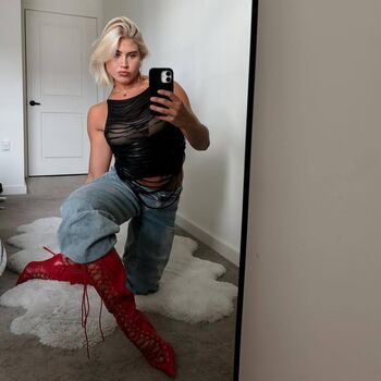 Olena sadovska image