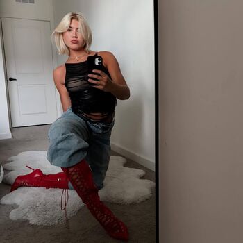 Olena sadovska image