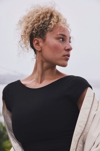 Olivia burgess image