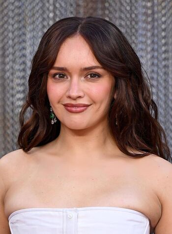 Olivia cooke image