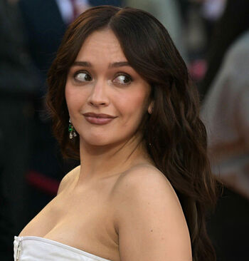 Olivia cooke image