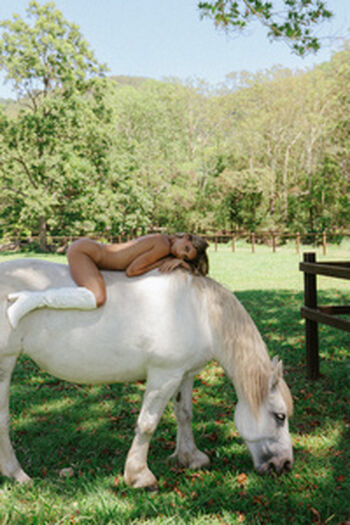 Olivia gileno image