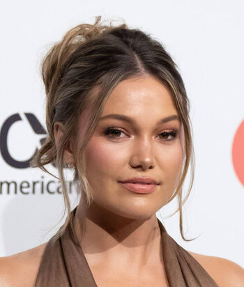Olivia holt image