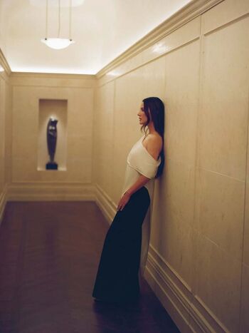 Olivia munn image