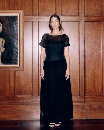 Olivia munn image
