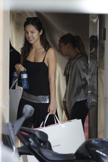 Olivia rodrigo 1 image