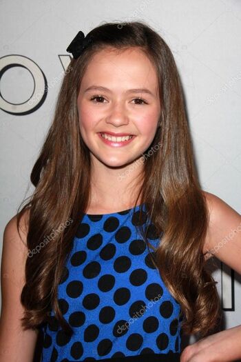 Olivia sanabia image