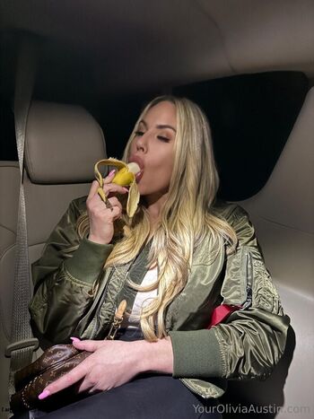 Oliviaaustinxxx image