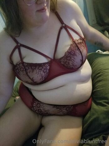 Oliviabluntfree image