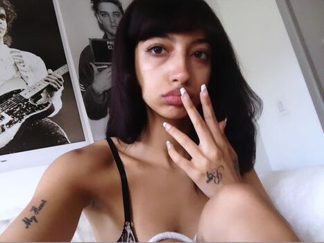Oliviaraynn image