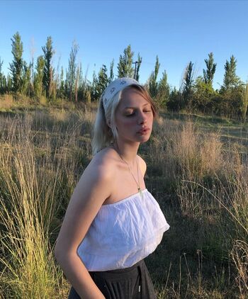 Ona cimolai page 4 image