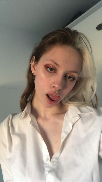 Ona cimolai page 3 image